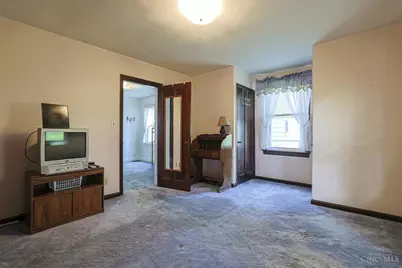 708 E Ross Avenue, Saint Bernard, OH 45217 - Photo 16
