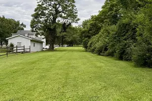 35 Sheffield Rd, Woodlawn, OH 45240 - Photo 1
