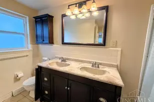 3950 Gardner Ln, Union Township, OH 45245 - Photo 10