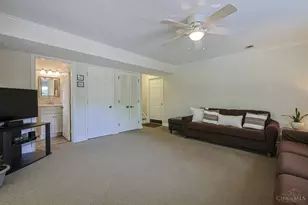 10631 Cinderella Dr, Montgomery, OH 45242 - Photo 12