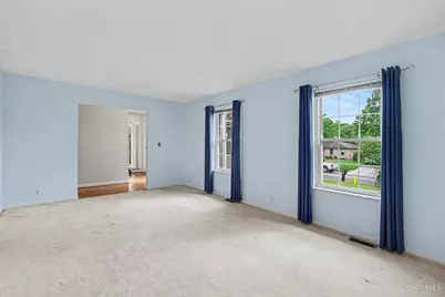 8496 Coran Drive, Anderson Township, OH 45255 - Photo 6