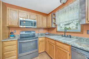 7030 Beagle Ct, Fairfield Township, OH 45011 - Photo 12