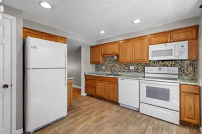 10883 Lakehurst Court, Sycamore Township, OH 45242 - Photo 4