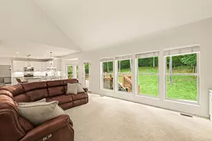 1001 Castlebay Dr, Pierce Township, OH 45245 - Photo 18