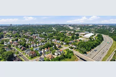 1610 Brewster Avenue, Cincinnati, OH 45207 - Photo 16