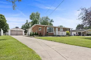 823 Sando Dr, Fairfield, OH 45014 - Photo 2