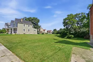 1612 Brewster Ave, Cincinnati, OH 45207 - Photo 4