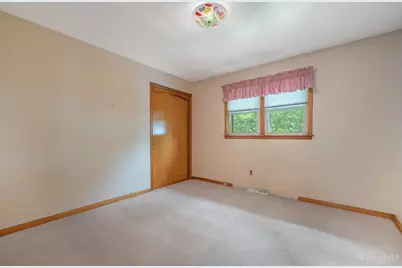 406 Eastline Drive, Middletown, OH 45044 - Photo 12