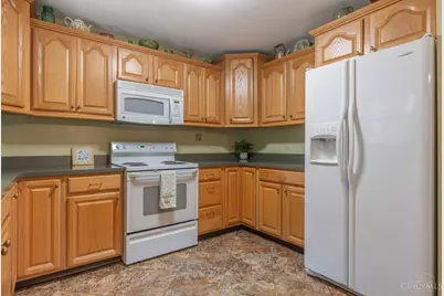 406 Eastline Drive, Middletown, OH 45044 - Photo 10
