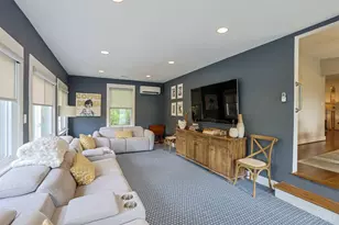 211 Hilltop Ln, Wyoming, OH 45215 - Photo 12