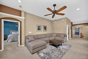 8049 Bridge Point Dr, Green Township, OH 45248 - Photo 14