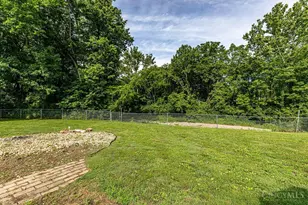 2792 Laurie Ct, Ross Township, OH 45014 - Photo 8