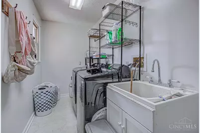 2792 Laurie Court, Ross Township, OH 45014 - Photo 12