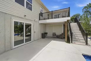 2160 Pumpkin Ridge Ct, Hamilton, OH 45013 - Photo 28