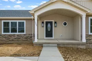 1243 Hunters Glen Dr, Adams Township, OH 45177 - Photo 6
