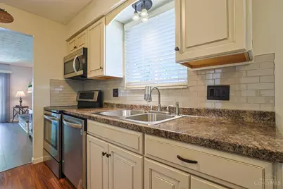 1858 Fallbrook Lane, Springfield Township, OH 45240 - Photo 16