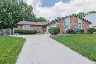 1858 Fallbrook Ln, Springfield Township, OH 45240 - Photo 1