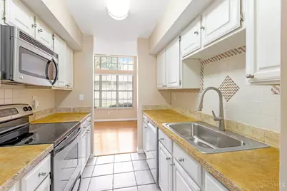 10555 Montgomery Road #77, Montgomery, OH 45242 - Photo 30