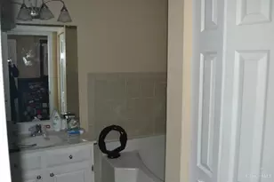 10555 Montgomery Rd, Montgomery, OH 45242 - Photo 14