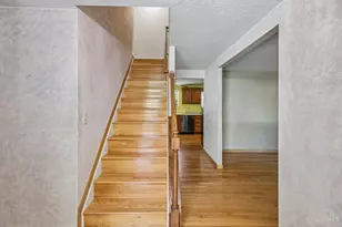 8125 Woodward Dr, West Chester, OH 45069 - Photo 6