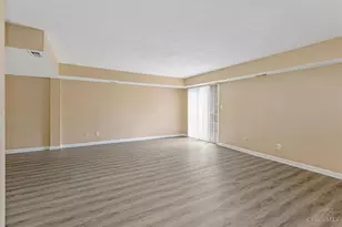 10555 Montgomery Rd, Montgomery, OH 45242 - Photo 12