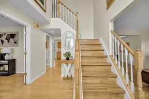 2125 Deer Meadow Dr, Springfield Township, OH 45240 - Photo 6