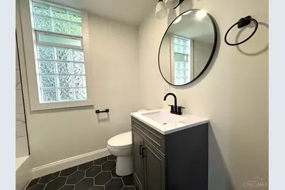 2728 Silverleaf Avenue, Cincinnati, OH 45212 - Photo 10