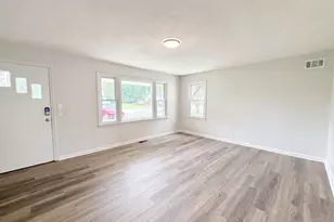 820 Lilly Ln, Union Township, OH 45245 - Photo 10