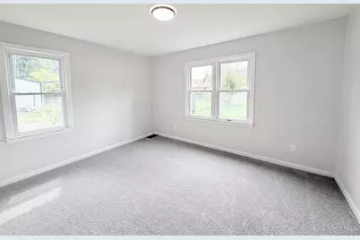 820 Lilly Lane, Union Township, OH 45245 - Photo 4