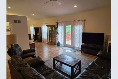 2924 Parkwalk, Green Township, OH 45239 - Photo 12