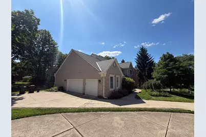 9846 Catalpa Woods Court, Blue Ash, OH 45242 - Photo 6