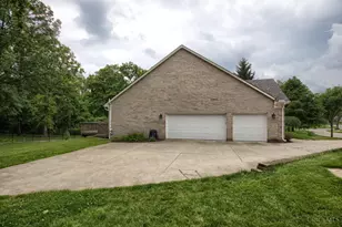 9846 Catalpa Woods Ct, Blue Ash, OH 45242 - Photo 66