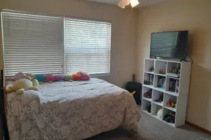 5917 Pepperridge Ct, Hamilton Township, OH 45039 - Photo 16