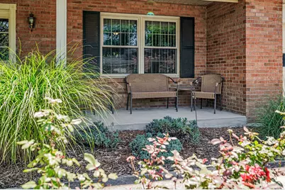 9300 Bodford Drive, West Chester, OH 45069 - Photo 4