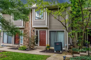 9964 Timbers Dr, Blue Ash, OH 45242 - Photo 2