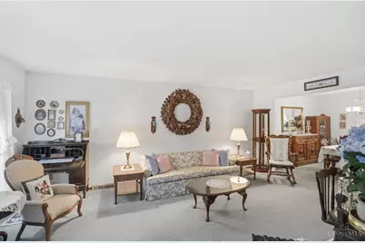 6365 Melissaview Court, Green Township, OH 45248 - Photo 8