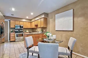 57 Evergreen Cir, Wyoming, OH 45215 - Photo 4