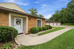 5220 Eaglesnest Dr, Green Township, OH 45248 - Photo 4
