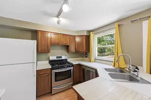 487 Brunswick Dr, Forest Park, OH 45240 - Photo 14