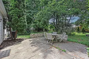 1817 Loisdale Ct, Anderson Township, OH 45255 - Photo 38