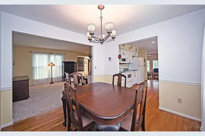 1817 Loisdale Court, Cincinnati, OH 45255 - Photo 10