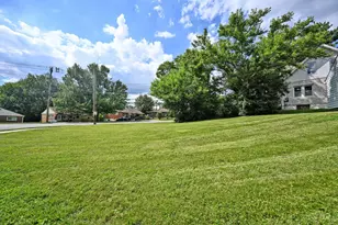 4176 Kugler Mill Rd, Sycamore Township, OH 45236 - Photo 6