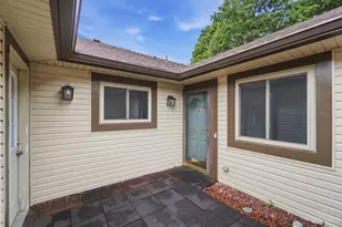 1360 Black Forest Dr, West Carrollton, OH 45449 - Photo 4