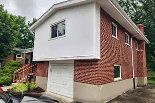 5619 Woodhaven Dr, Green Township, OH 45248 - Photo 2