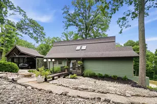 1032 St Moritz Ct, Lawrenceburg, IN 47025 - Photo 4