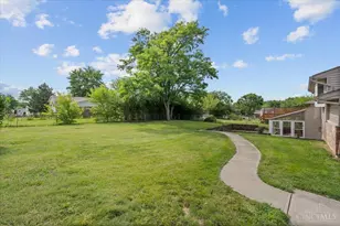 10298 Storm Dr, Colerain Township, OH 45251 - Photo 32