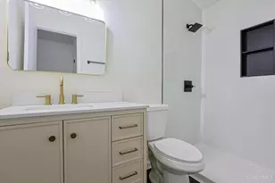 1544 W Galbraith Rd, Cincinnati, OH 45231 - Photo 18