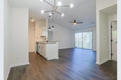 1544 W Galbraith Road #106, Cincinnati, OH 45231 - Photo 10