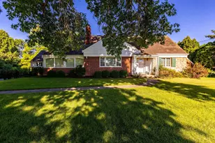 8085 Winton Rd, Springfield Township, OH 45224 - Photo 1