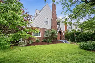 6738 Dante Ave, Cincinnati, OH 45213 - Photo 2